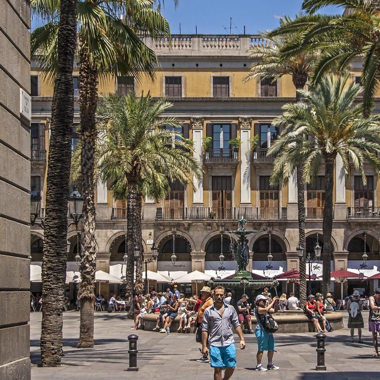 Habitat Apartments Rambla Deluxe Barcelona Bagian luar foto