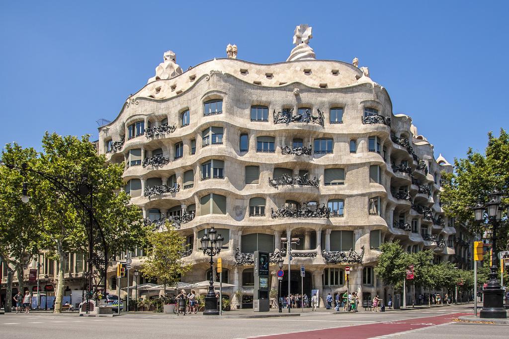 Habitat Apartments Rambla Deluxe Barcelona Bagian luar foto