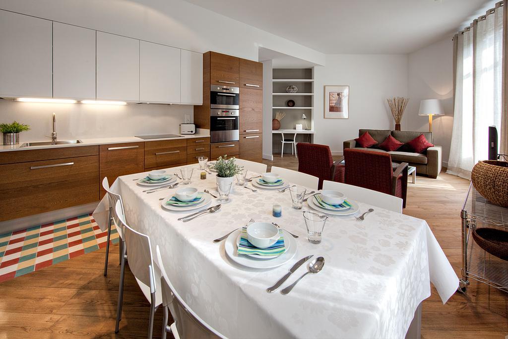 Habitat Apartments Rambla Deluxe Barcelona Ruang foto